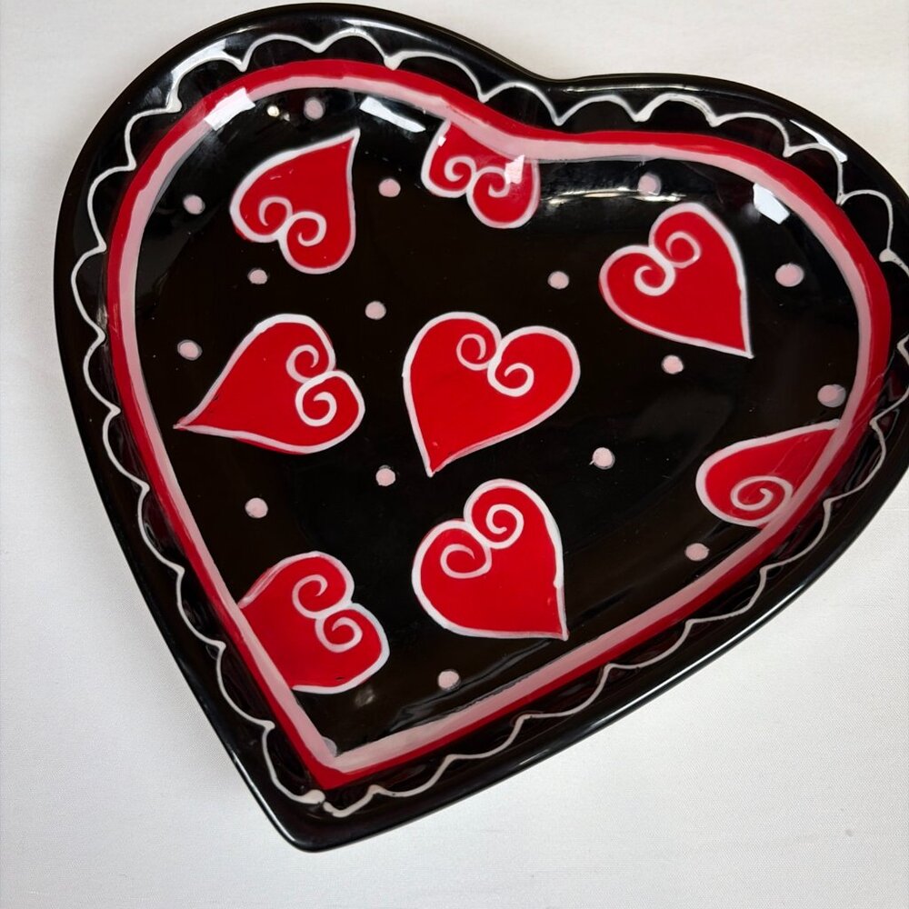 Hausenware Small Heart Design Decorative Plate